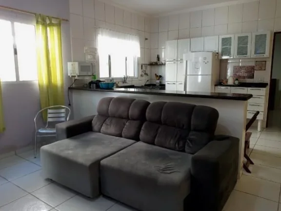 Imagem Casa para Venda em Itanhaém, Loty, 2 dormitórios, 1 suíte, 1 banheiro, 2 vagas
