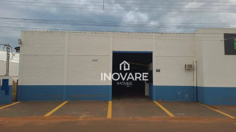 Imagem Galpão à venda, 1000 m² por R$ 850.000,00 - Jardim Santa Paula - Goiatuba/GO