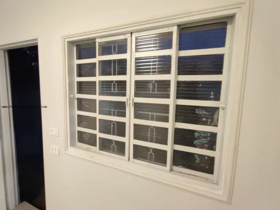 Imagem Casa para Locação em Limeira, JARDIM OURO VERDE, 2 dormitórios, 1 banheiro, 1 vaga