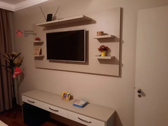 Imagem Excelente sobrado a venda na Vila Zelina, com 3 dormitórios, 1 suite com closet e terraço, 2 vagas de garagem. Próximo ao Metrô Vila Prudente.