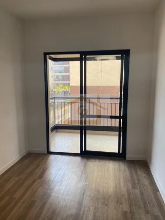 Imagem Excelente, Condominio e Clube, 2 quartos sendo um suíte, 1 vaga coberta