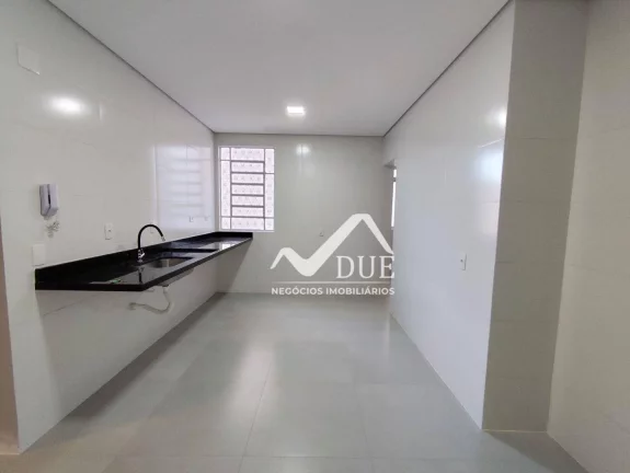 Imagem Apartamento com 2 dormitórios e dependencia completa de empregada, vaga d garagem demarcada à venda, 90 m² por R$ 470.000 - Campo Grande - Santos/SP