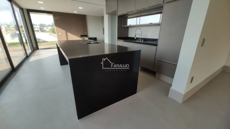 Imagem Casa em Condomínio à venda Itu em Villas do Golfe com 338m² 4 suítes, 3 vagas