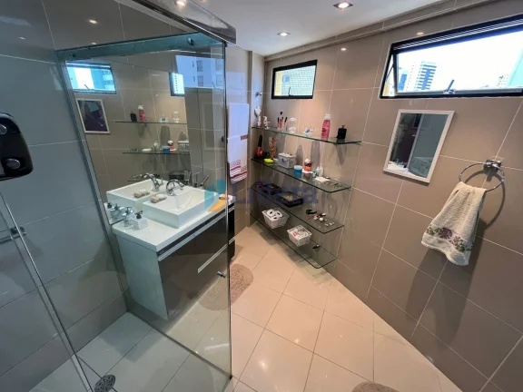 Imagem Apto à venda - 3 Suítes - 2 cozinhas - 121.53 m² - Tambaú, João Pessoa-PB