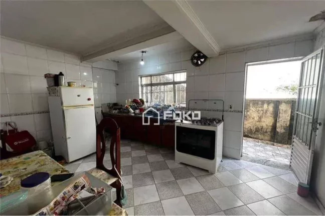 Imagem Casa com 3 dormitórios à venda, 150 m² por R$ 450.000,00 - Vila Rosália - Guarulhos/SP