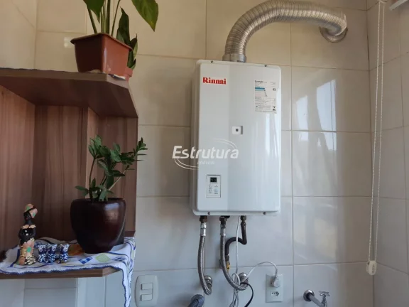 Imagem Lindo apartamento em Camobi semimobiliado com três dormitórios