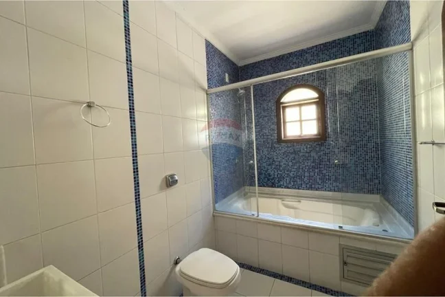 Imagem Casa de Luxo 460m², 4 Suítes, Piscina e Garden