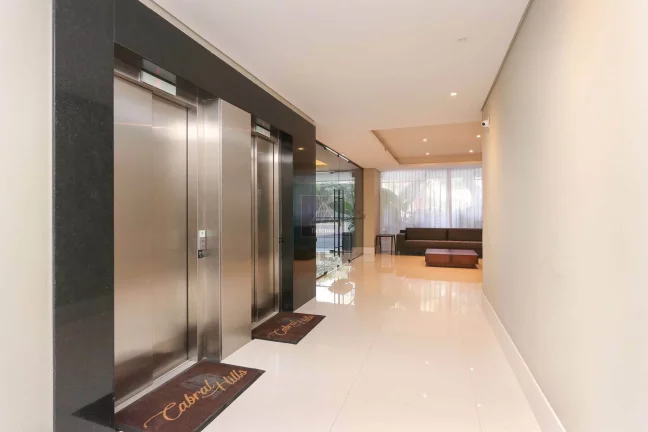 Imagem BACACHERI - Condomínio Cabral Hills - 3 quartos (1 suíte). 110,90 m² privativos. 2 vagas.