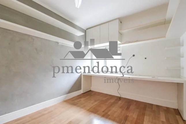 Imagem Apartamento reformado a venda em Pinheiros com 2 quartos( 1 suí­te )e 1 vaga, 123m²