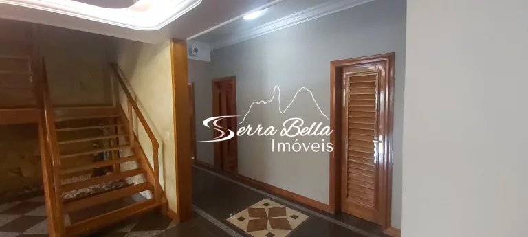 Imagem Casa alto padrão no Vale dos Eucaliptos com 6 dormitórios à venda, 575 m² por R$ 2.990.000 - Quebra Frascos - Teresópolis/RJ