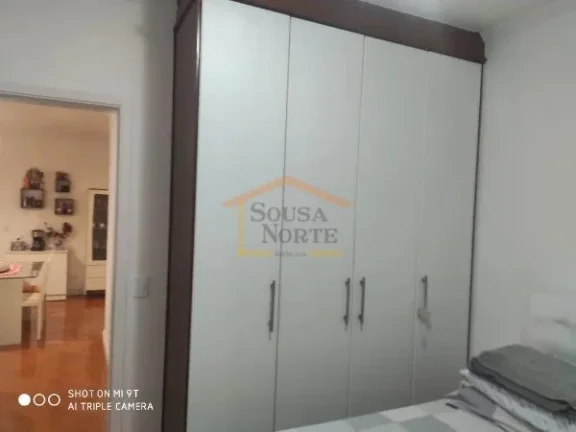 Imagem Apartamento com 56 m², 2 dormitórios, sendo 1 suíte, sala dois ambientes, cozinha, área de servi...