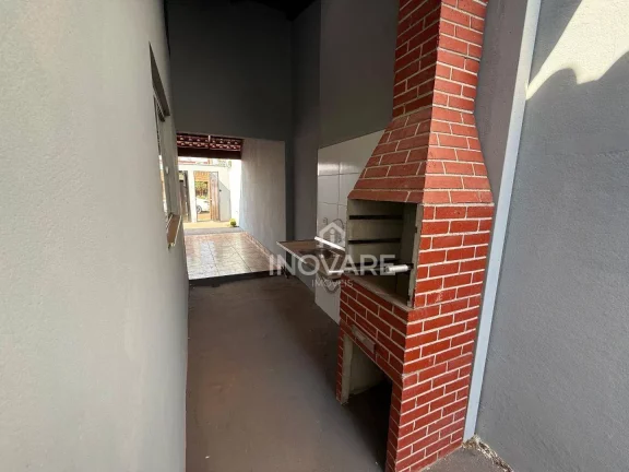 Imagem Casa com 3 dormitórios à venda, 150 m² por R$ 250.000,00 - Setor Flamboyant - Itumbiara/GO