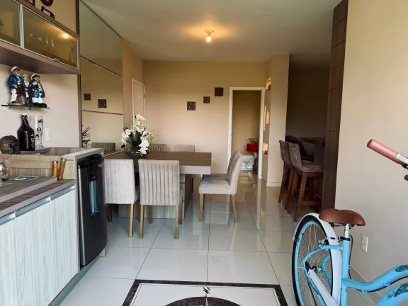 Imagem Apartamento com 3 dormitórios sendo 1 suíte e 2 vagas na garagem no Bairro - Fazenda Itajaí / SC