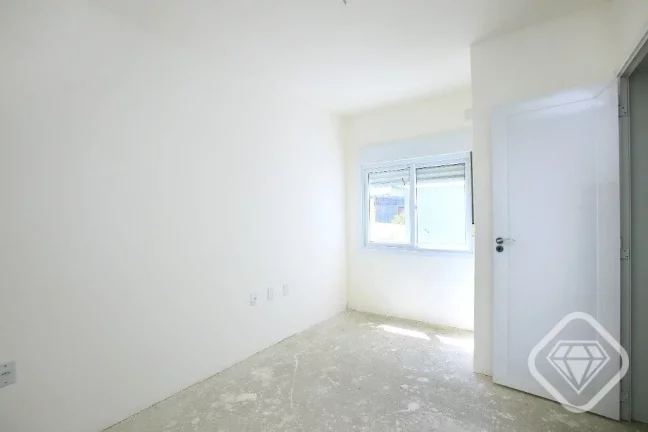 Imagem Casa Nova em Condomínio Fechado com Suíte e Churrasqueira

Brilhante Imóveis apresenta esta excel...