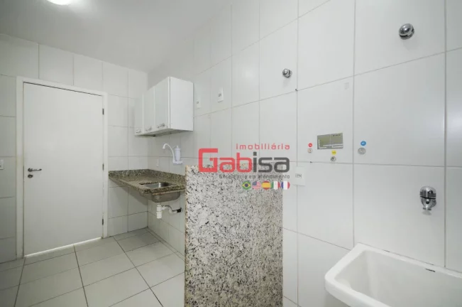 Imagem Apartamento com 2 dormitórios à venda, 105 m² por R$ 550.000,00 - Braga - Cabo Frio/RJ