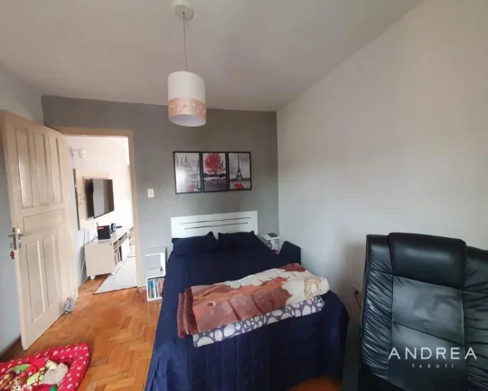Imagem CASA ASSOBRADADA - 1 DORMITORIO COM 1 VAGA + 1 DORMITORIO COM BANHEIRO