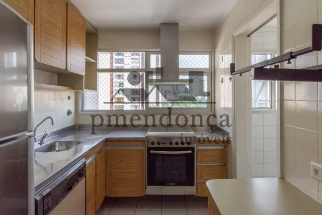 Imagem Apartamento Pinheiros reformado com 103m² reformado, 3 dormitórios (1 suíte) e 2 vagas.