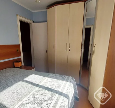 Imagem Casa em condomínio na Tristeza
Não geminada, com 3 dormitórios e pátio lateral

Uma raridade na ...