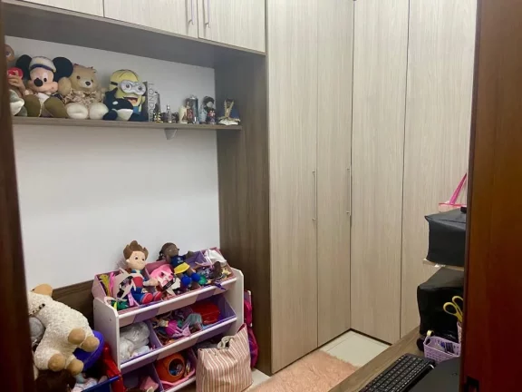 Imagem SOBRADO COM MOVEIS PLANEJADOS COM TRÊS DORMITORIOS E UM SUITE A VENDA NO PQRQUE JAÇATUBA - SANTO ANDRE.