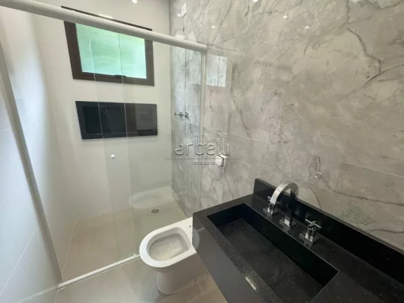 Imagem Sobrado com 170 M² com 3 dormitórios suítes, sala, lavabo, cozinha, área de serviços, churrasqu...