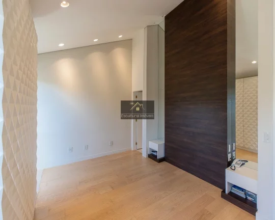 Imagem CAMPO BELO SOBRADO ALTO PADRÃO RECÉM-REFORMADO 425,00 M 4 SUÍTES DUPLEX COPA COZINHA LAREIRA PORCELANATO ÁREA GOURMET PISCINA 4 VAGAS RUA TRAQUILA