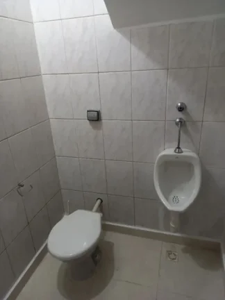 Imagem Salão Comercial para Locação no Centro de Sorocaba-SP: 1 sala, 1 banheiro e 28m² de área!