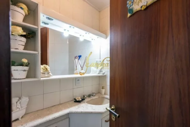 Imagem Belíssimo apartamento com 3 suites 2 vagas de garagem
