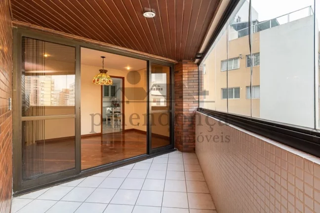 Imagem Apartamento andar alto com 190m² em Perdizes Nobre, 3 suítes e 3 vagas.