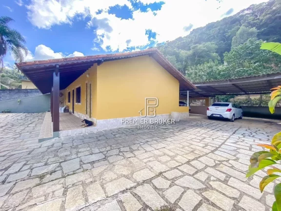 Imagem Casa à venda, 114 m² por R$ 500.000,00 - Pessegueiros - Teresópolis/RJ