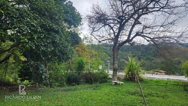 Imagem A VENDA!!! Casa em condominio com 3 dormitorios sendo uma suite, piscina e 4 vagas cobertas.