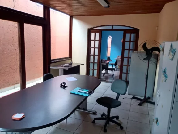 Imagem Sobrado com 2 dormitórios à venda, 356 m² por R$ 1.000.000,00 - Centro - Poá/SP