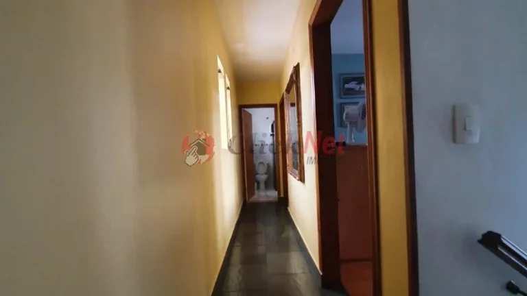 Imagem Lindo sobrado à venda ou para locação com localização privilegiada no bairro Baeta Neves, São Bernardo do Campo com 3 dormitórios, 2 WC, 4 vagas, 200m².