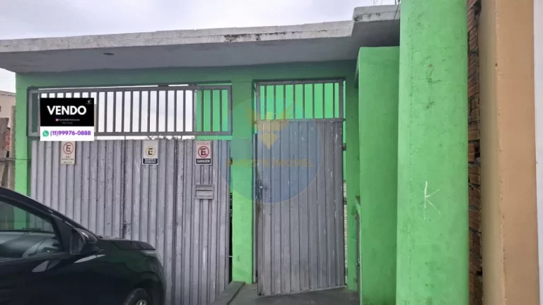 Imagem Casa com Kitnetes Independentes com Renda em Cotia