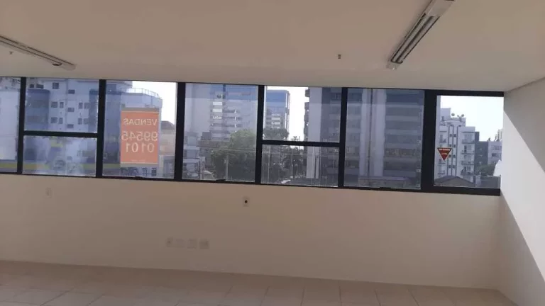 Imagem Edifício Albert Einstein Sala 304e306 - Sala à venda no bairro Santana - Porto Alegre/RS