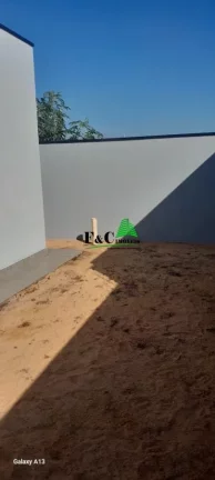 Imagem Casa para Venda em Hortolândia, Jardim Bela Vista, 2 dormitórios, 1 suíte, 1 banheiro, 2 vagas