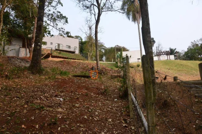 Imagem Chácara com 3 dormitórios à venda, 880 m² por R$ 750.000,00 - Est Santa Maria do Portão - Atibaia/SP