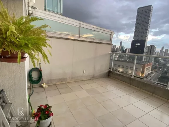 Imagem URGENTE!!! Apartamento ao lado do metro Tatuapé em andar alto, varanda e vista livre para sempre.