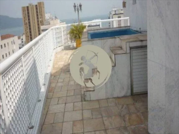 Imagem COBERTURA NO CORAÇÃO DO GONZAGA COM VISTA PARA O MAR DUPLEX DE 460M2 MAIS DUAS GARAGENS PRIVATIVAS...