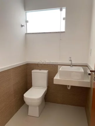 Imagem LINDA CASA A VENDA NO VALE DOS CRISTAIS.