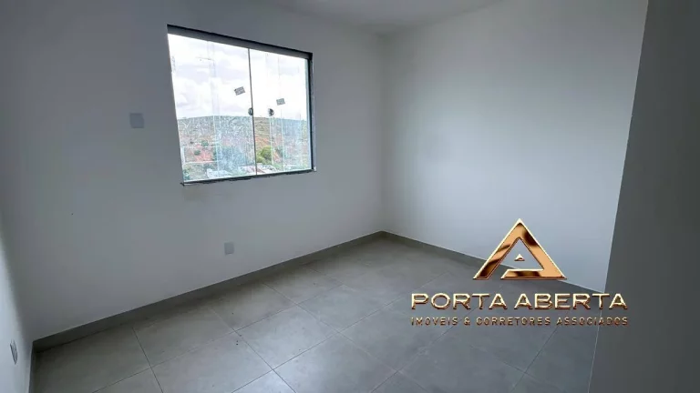 Imagem Casa Geminada Cidade Nova - 02 Quartos - CÓD 1588
