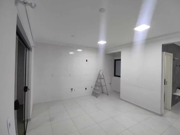 Imagem Apartamento com 2 dormitórios reformado e mobiliado com linda vista em Balneário Camboriú