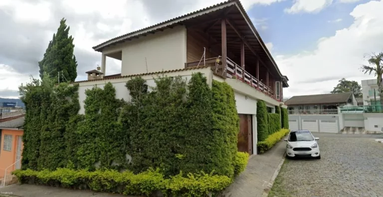 Imagem Sobrado à venda, 426 m² por R$ 1.800.000,00 - Centro - Mogi das Cruzes/SP