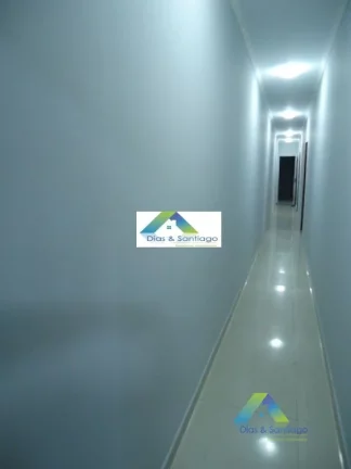 Imagem Sobrado comercial com 11 salas, 2 elevadores, cozinha , 6 banheiros, 2 vagas de garagem, portão eletrônico, sistema verisure e câmeras instalado.