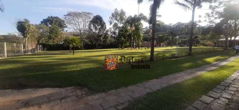 Imagem Chácara com 6 dormitórios à venda, 8000 m² por R$ 950.000,00 - Furnas - Extrema/MG
