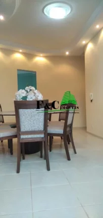 Imagem Casa para Venda em Araras, Parque Santa Cândida, 3 dormitórios, 1 suíte, 2 banheiros, 4 vagas