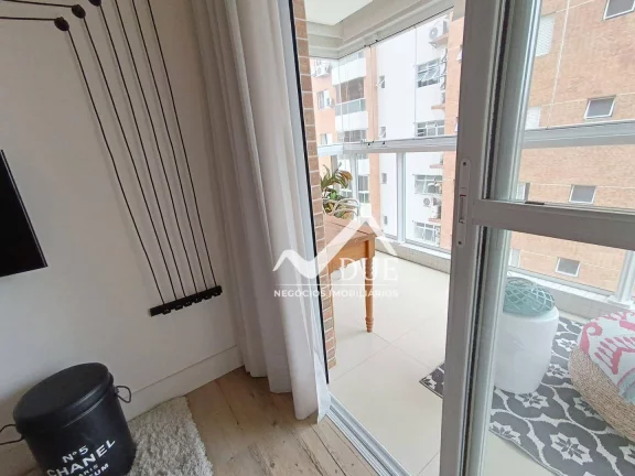 Imagem Apartamento com 3 dormitórios à venda, 159 m² por R$ 3.030.000,00 - Embaré - Santos/SP