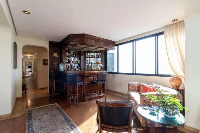 Imagem Apartamento com 4 dormitórios e 3 vagas à venda no Campo Belo