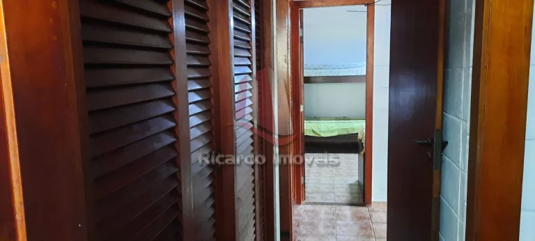 Imagem Casa Triplex Mobiliada Peró c/ 100 m²