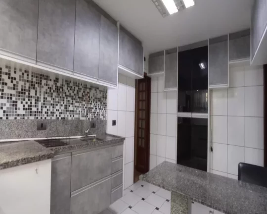 Imagem Venda Casa Térrea 120m² com 3 quartos sendo duas suítes e duas vagas FL38