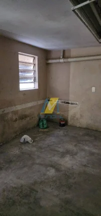 Imagem Casa Comercial Ampla com 7 Vagas, Salão e Estrutura Completa